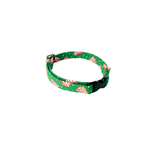 Christmas Tree Cakes Collar