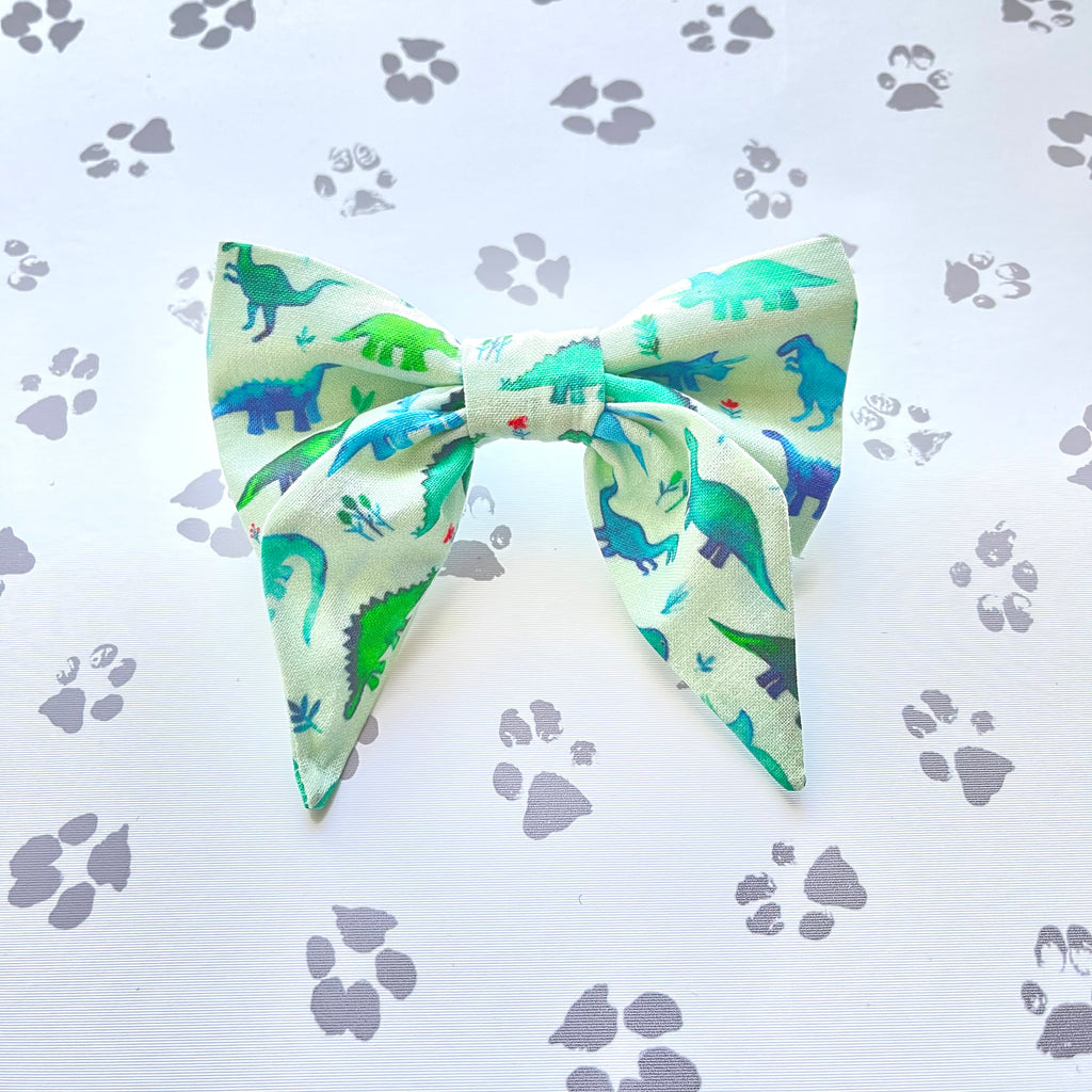 Dinos in Mint Sailor Bow